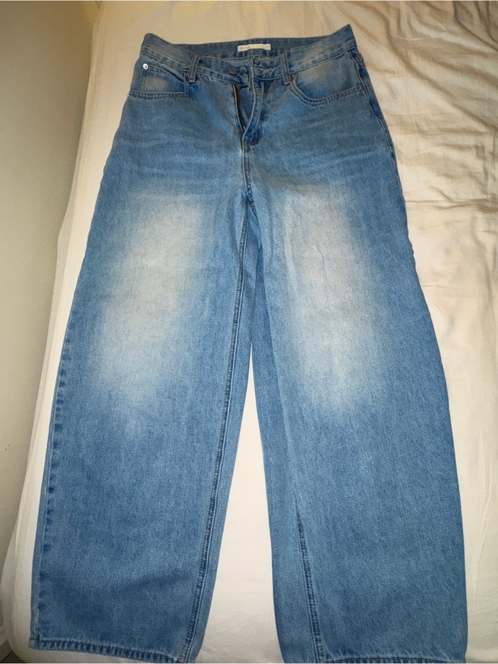 OAK + FORT Wide-Leg Jeans in Light Blue Wash